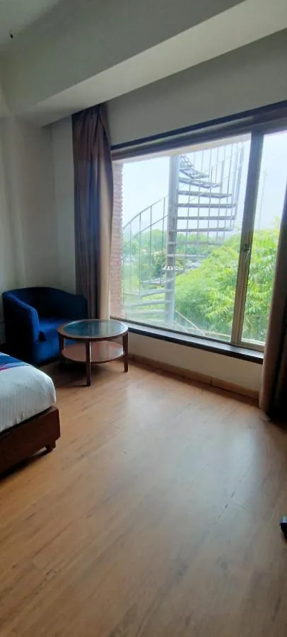 Hotel Blooming Inn And Banquet Gurgaon 3*,