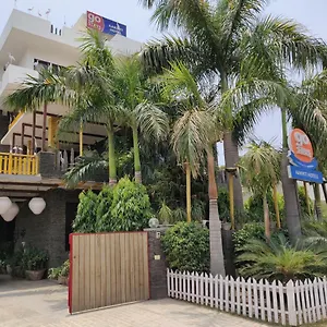 Aakritii Gurgaon